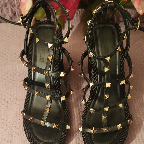 Studded Black Sandals - Picture 1 of 10